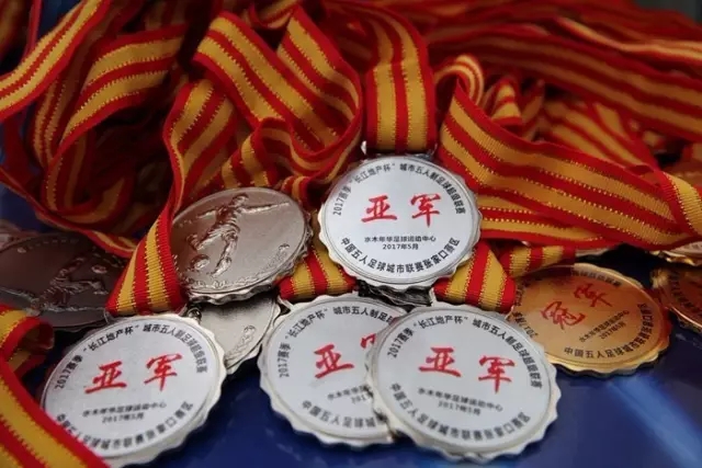 因李美琪的魅力与身手，畅享这部经典美剧《妮基塔
